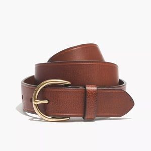 Madewell “Medium Perfect Leather Belt” in SMALL